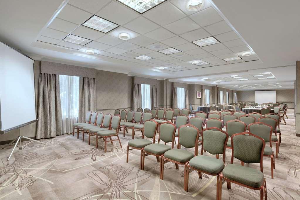 Hilton Garden Inn Springfield Facilidades foto
