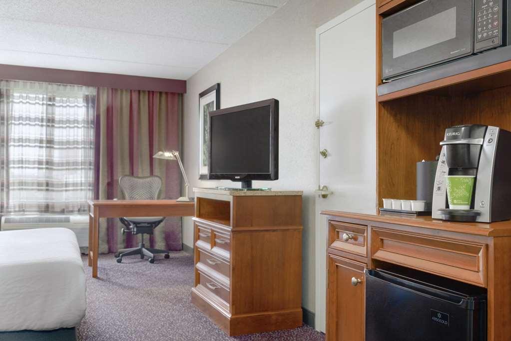 Hilton Garden Inn Springfield Habitación foto